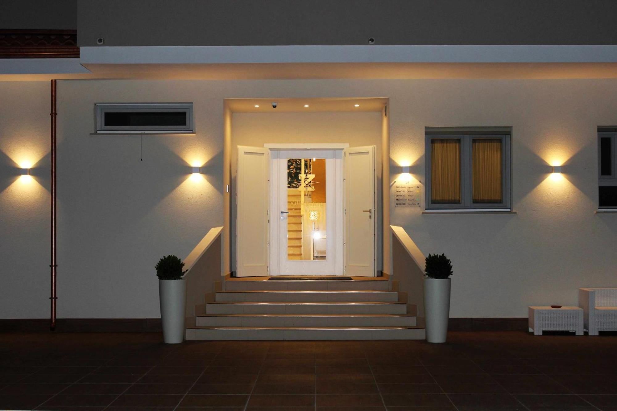Villa Zefiro Suites & Events バッティパーリア エクステリア 写真